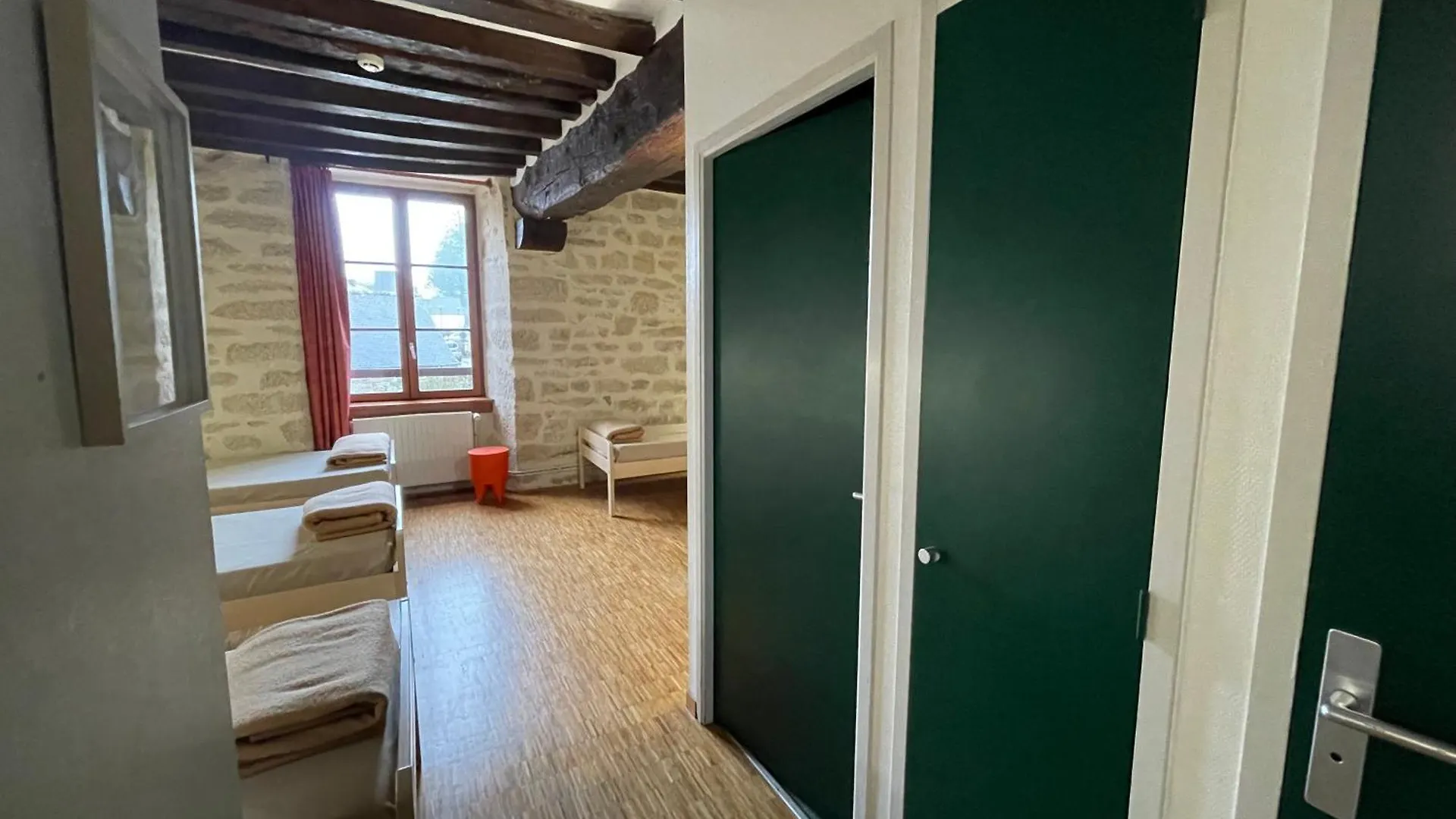 Gite Et Hostel Le Ty Bihui Bieuzy-les Eaux 0*,  Francia